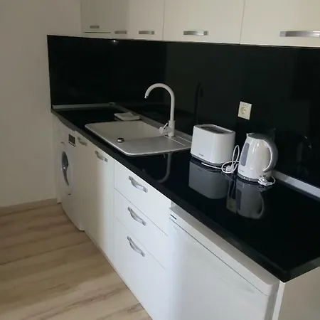 Romantic Apartament-studio Afrodita Gardens Apartment *