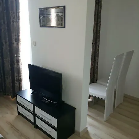 Romantic Apartament-studio Afrodita Gardens Apartment *