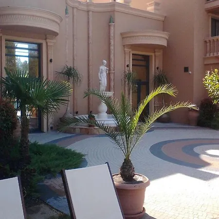 דירה Romantic Apartament-studio Afrodita Gardens *